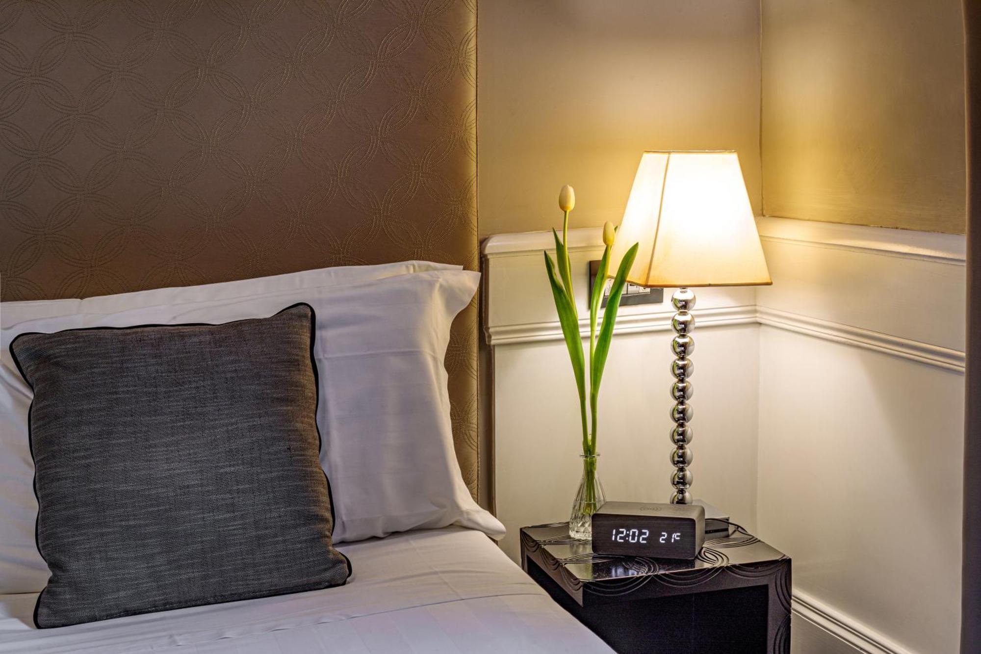 The Independent Suites — Photos 3